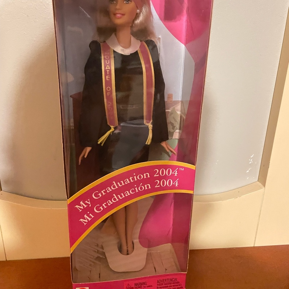 Barbie - Picture 3 of 3